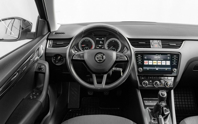 Skoda Octavia cena 61900 przebieg: 119534, rok produkcji 2019 z Niemodlin małe 704